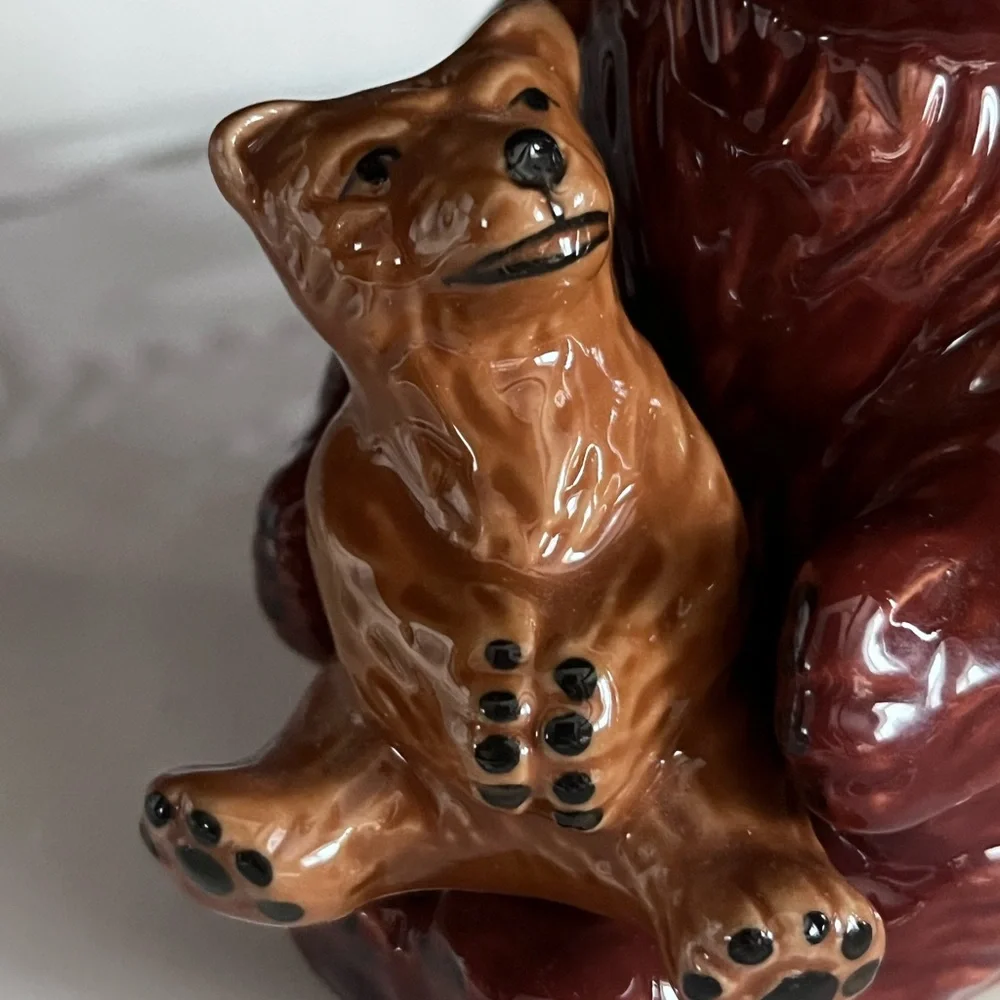 Charming Brown Bear and Cub Salt & Pepper Shaker Set Ceramic